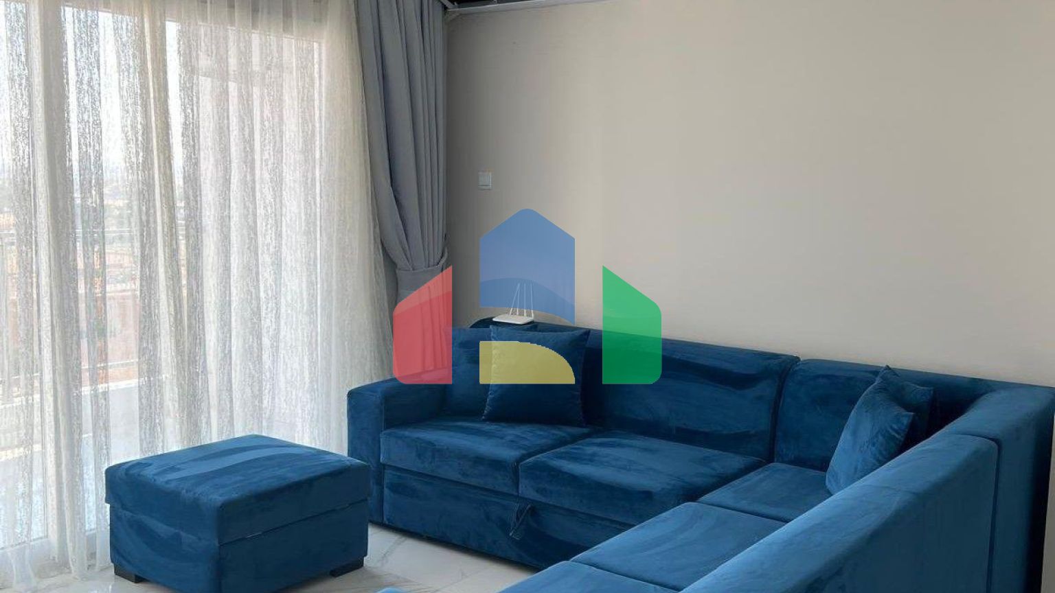 4-комнатные апартаменты 100 м2 в 800 метрах от пляжа 