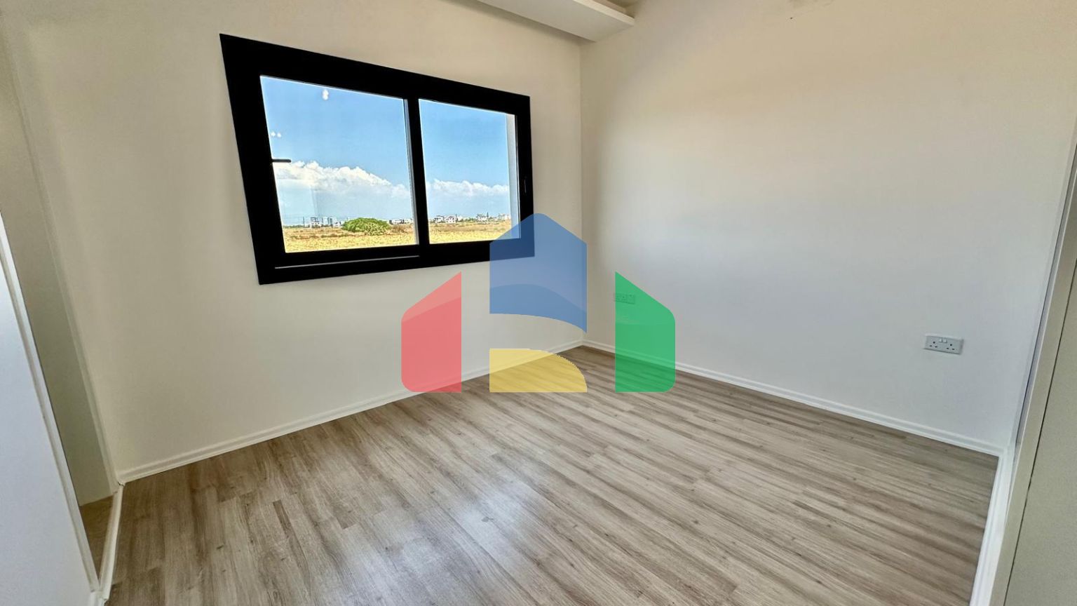 3-комнатные апартаменты 87 м2 в роскошном комплексе в 1 км от моря