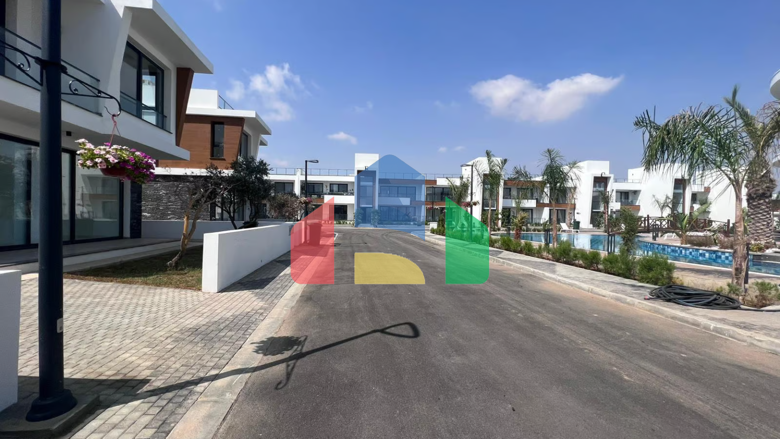 3-комнатные апартаменты 87 м2 в роскошном комплексе в 1 км от моря