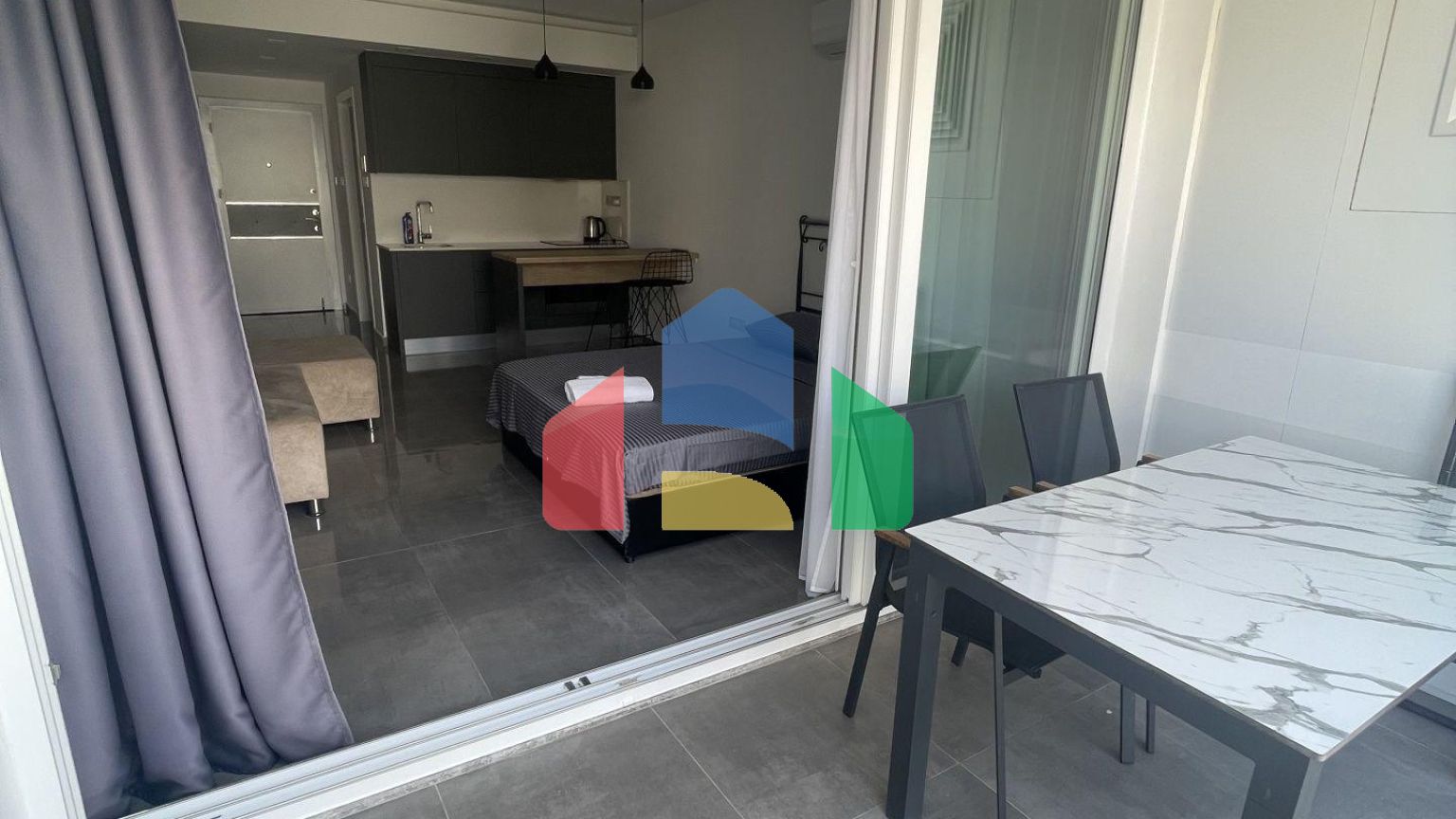 Студия 49 м2 в 650 метрах от пляжа Long Beach