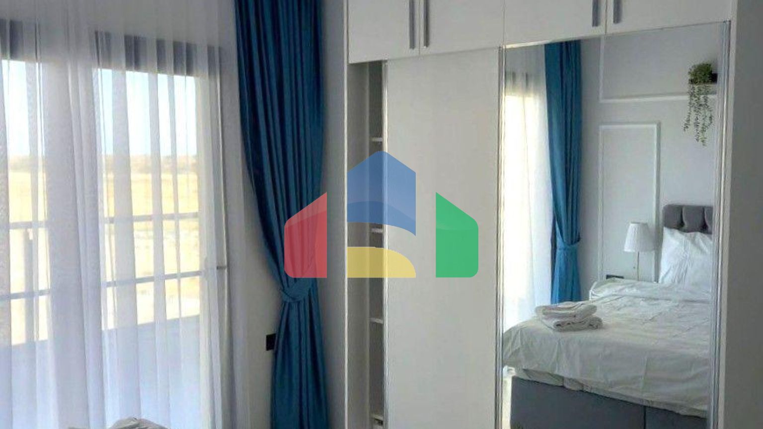 3-комнатные апартаменты 91 м2 с террасой 25 м2 и видом на море