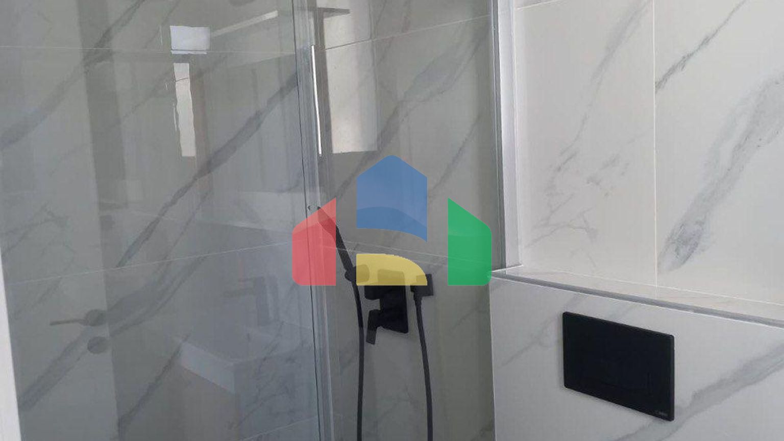 3-комнатные апартаменты 91 м2 с террасой 25 м2 и видом на море