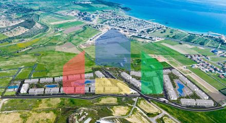 Студия 48 м2 с палисадником и террасой в 800 метрах от моря