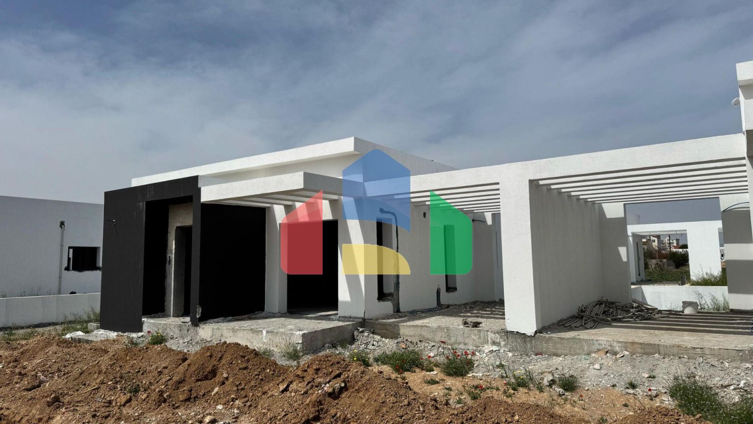 3-комнатное бунгало 145 м2 с собственным участком земли