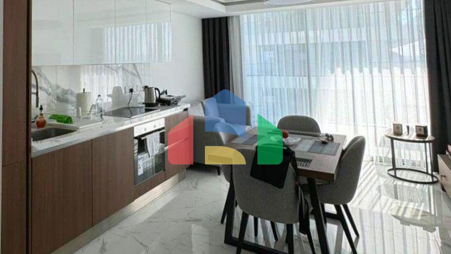 2-комнатные апартаменты 60 м2 с дизайн пакетом в элитном комплексе в 650 метрах от пляжа