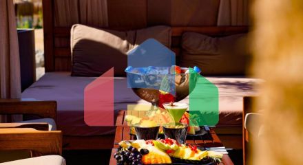 2-комнатные апартаменты 60 м2 с дизайн пакетом в элитном комплексе в 650 метрах от пляжа