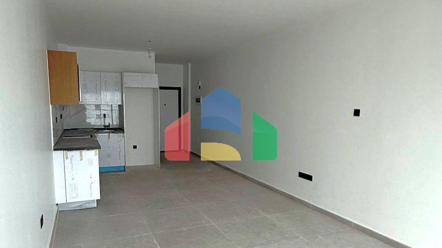 Студия 51 м2 с террасой 9 м2 в курортном комплексе