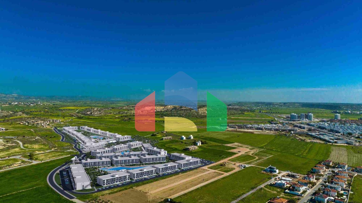 2-комнатные апартаменты 81 м2 с двумя террасами в 800 метрах от моря