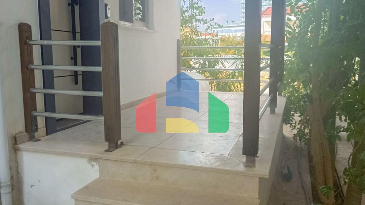 2-комнатные апартаменты 60 м2 в 400 метрах от пляжа Лонг Бич