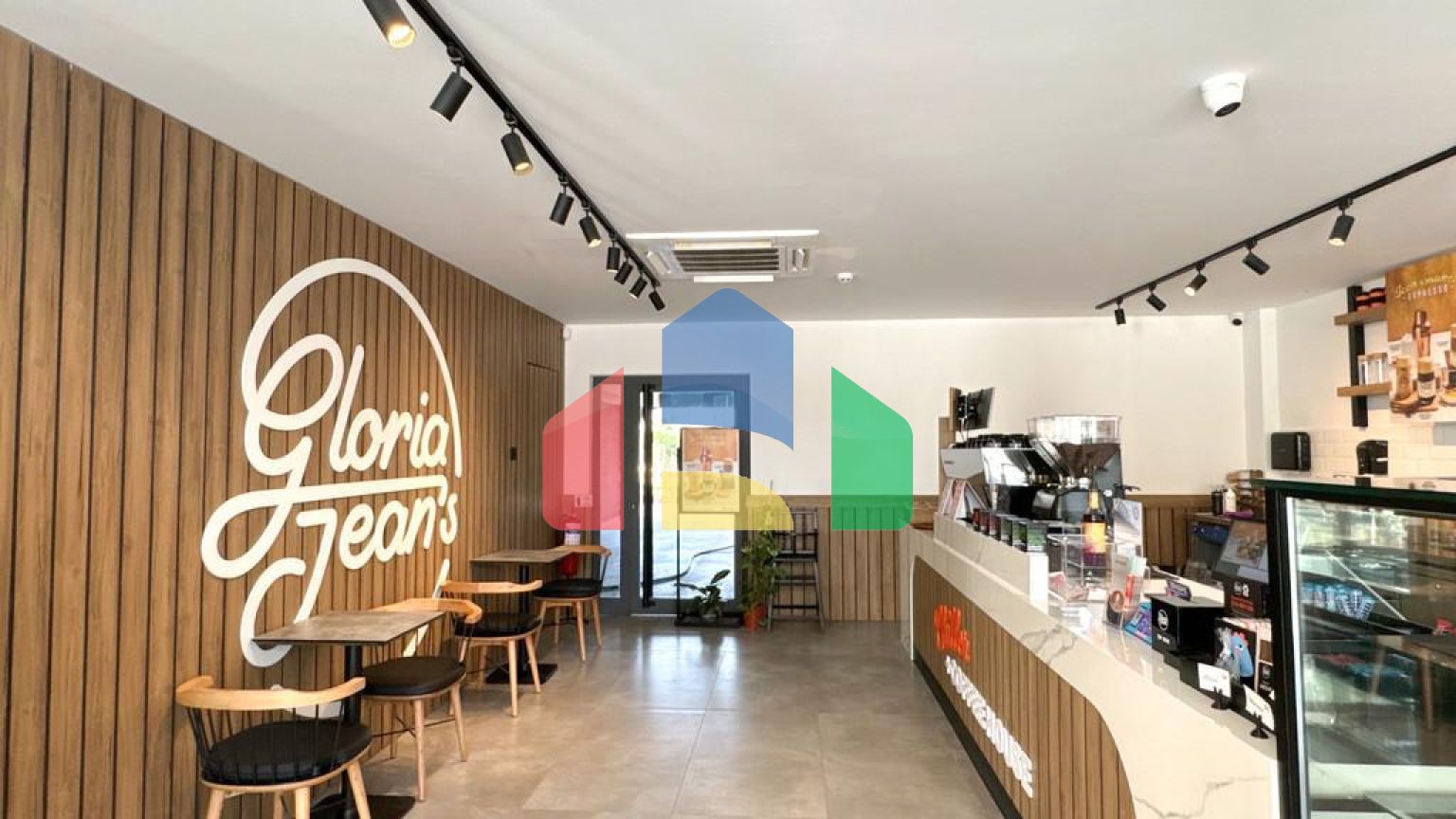 2-комнатные апартаменты 62 м2 с панорамным видом на море