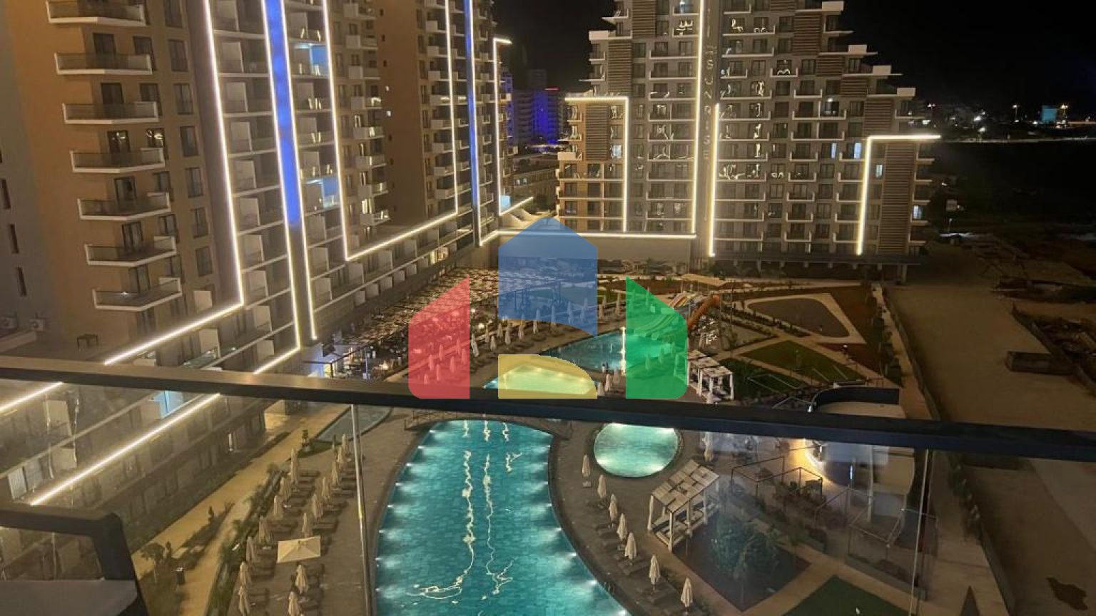 2-комнатные апартаменты 62 м2 с панорамным видом на море