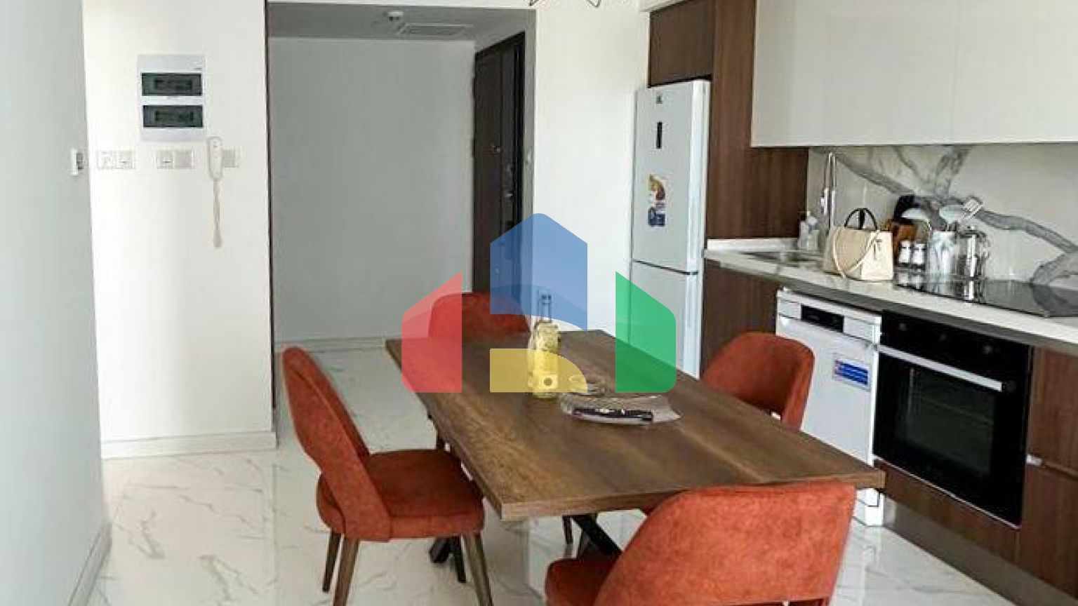 2-комнатные апартаменты 60 м2 с дизайн пакетом в элитном комплексе в 750 метрах от пляжа