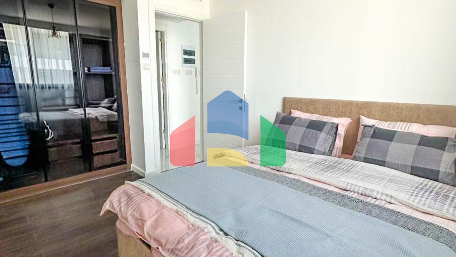 2-комнатные апартаменты 60 м2 с дизайн пакетом в элитном комплексе в 750 метрах от пляжа