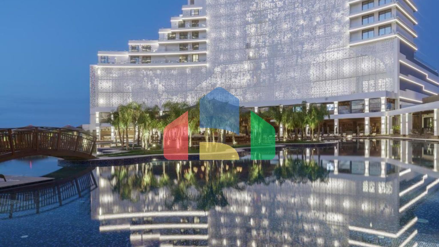 2-комнатные апартаменты 60 м2 с дизайн пакетом в элитном комплексе в 750 метрах от пляжа