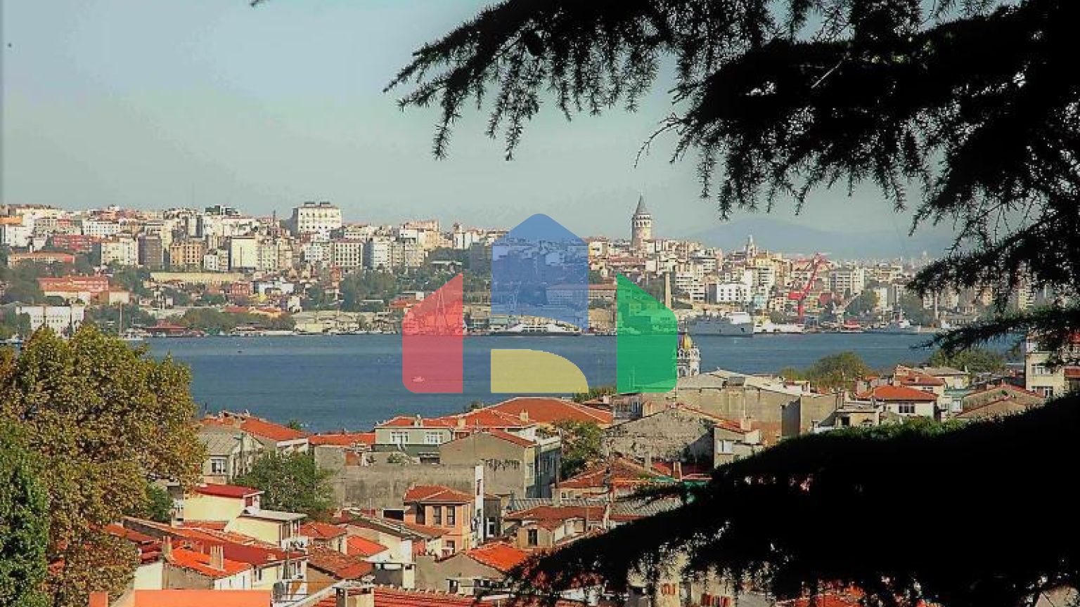 Вилла 12+3 с видом на море в Стамбуле