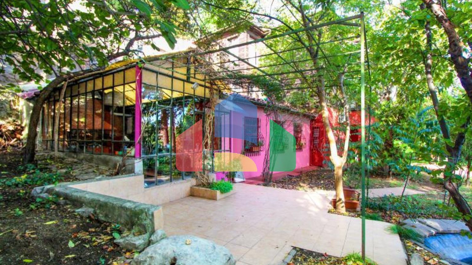 Вилла 12+3 с видом на море в Стамбуле