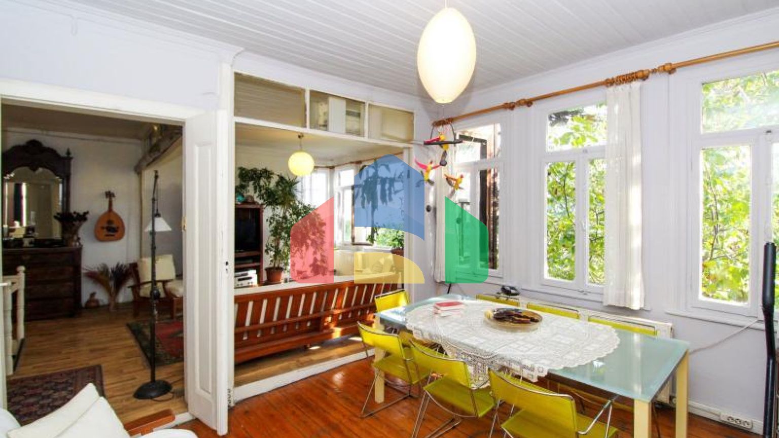 Вилла 12+3 с видом на море в Стамбуле