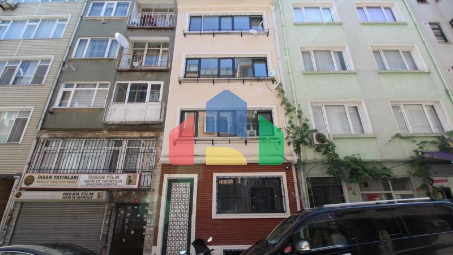 Вилла 5+5 в Стамбуле