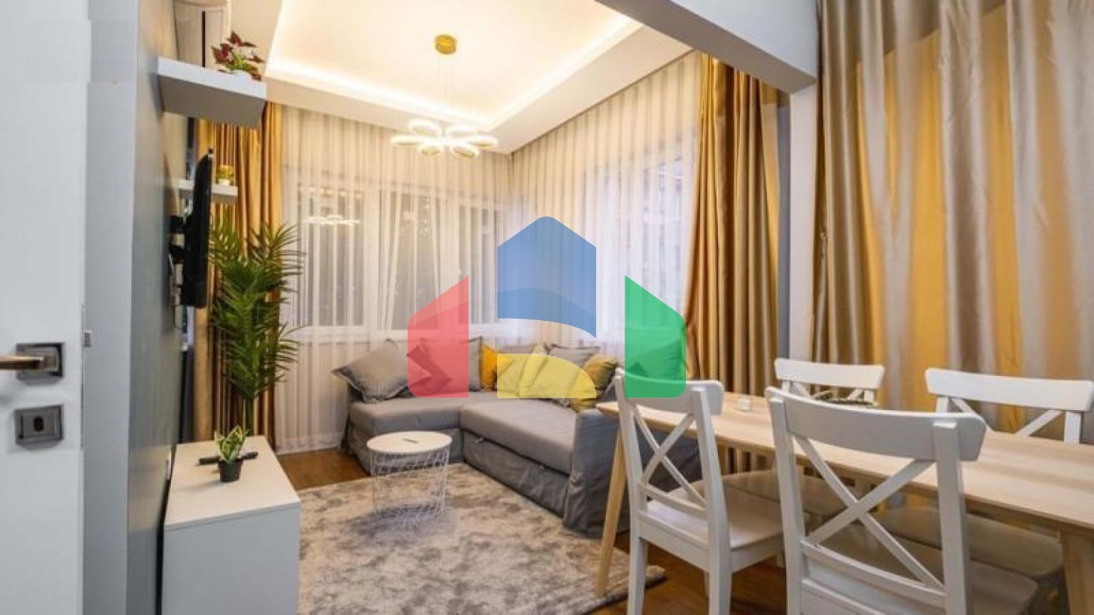 Вилла 5+5 в Стамбуле