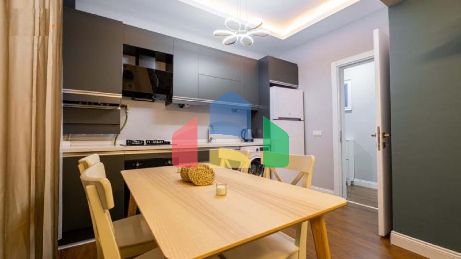 Вилла 5+5 в Стамбуле