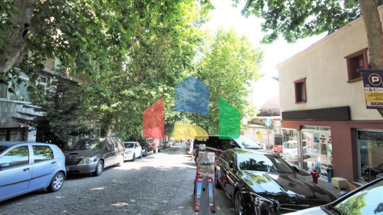 Пентхаус 3+1 с видом на море в Стамбуле