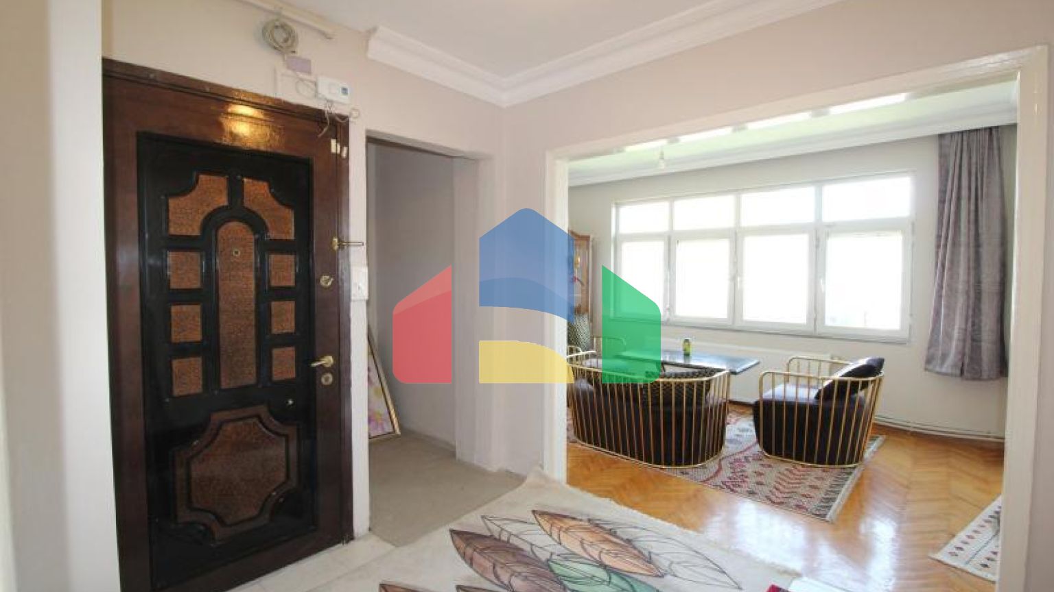 Пентхаус 3+1 с видом на море в Стамбуле