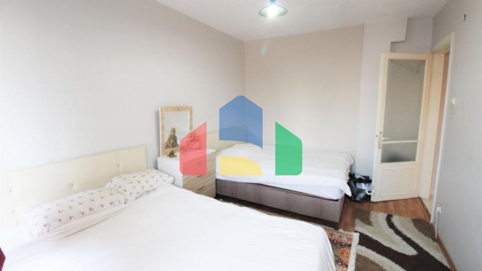 Пентхаус 3+1 с видом на море в Стамбуле