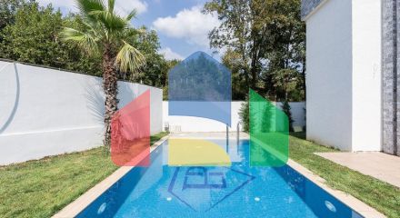 Вилла 4+1 в Стамбуле