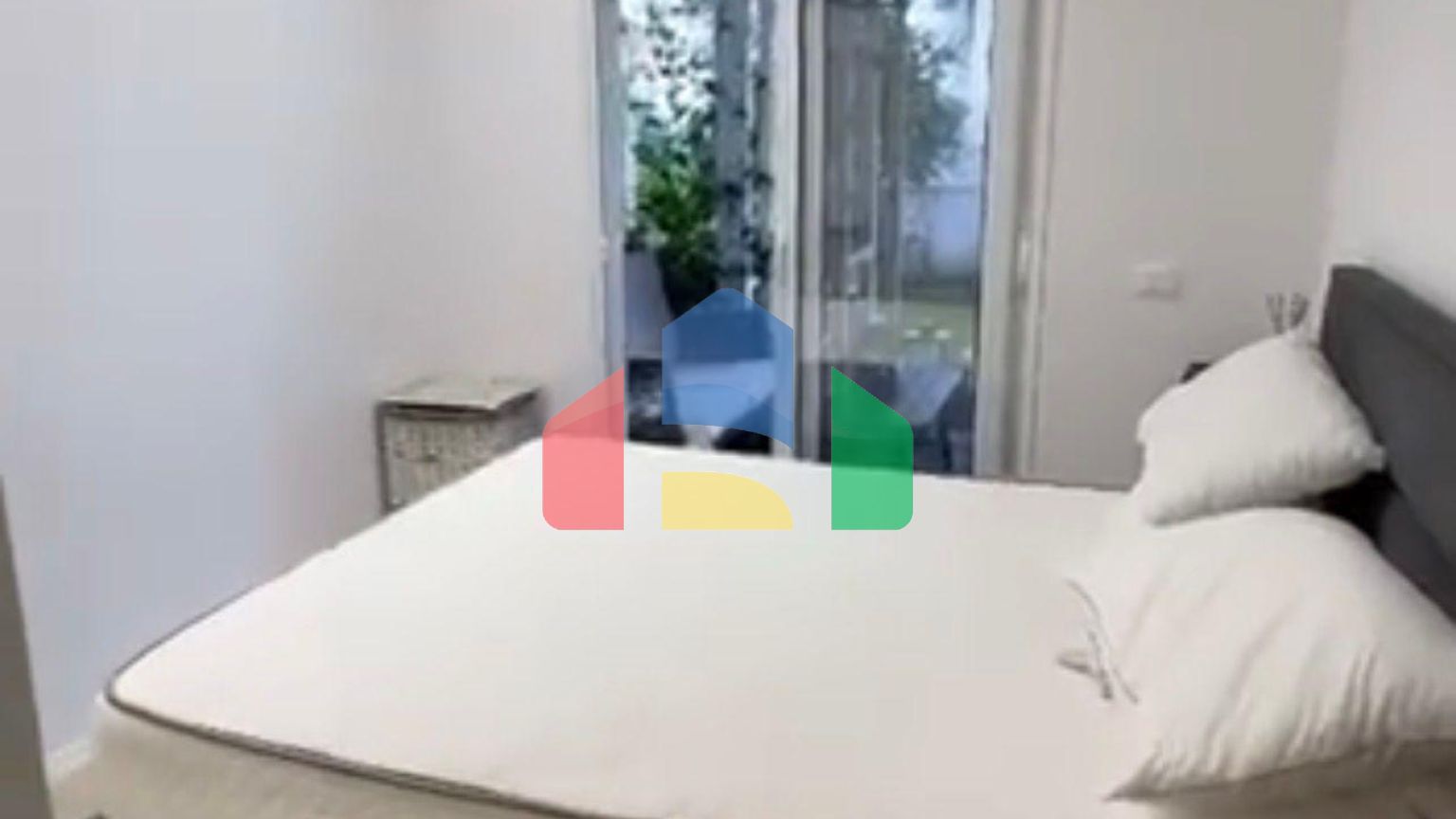 2+1 с собственным двориком, р-н Qerret, 65 м.кв