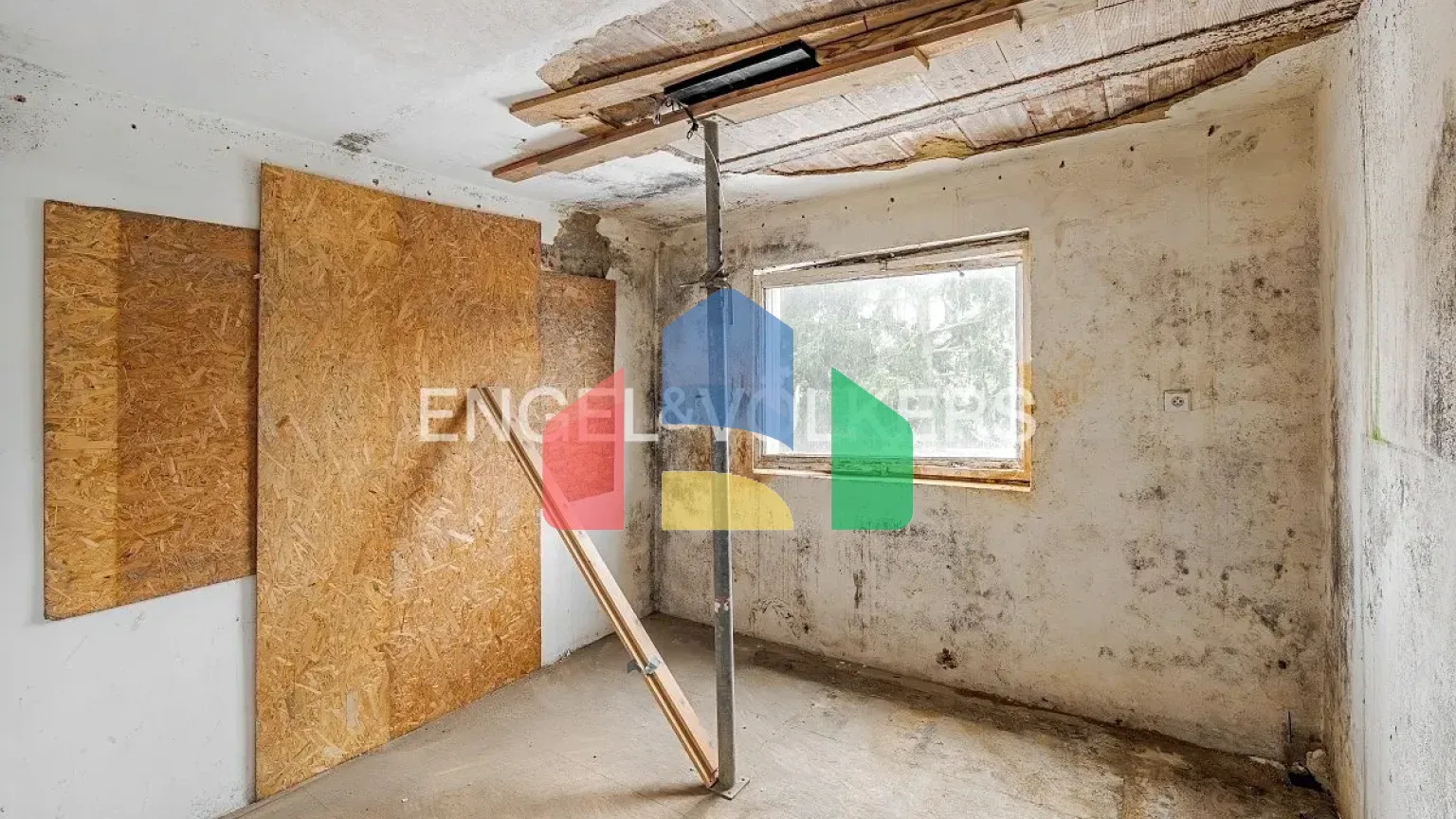 На продажу семейные дома 160 m², земельный участок 429 m²