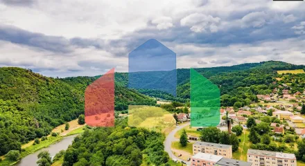 На продажу фермерские здания 300 m²