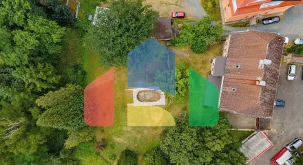 На продажу фермерские здания 300 m²