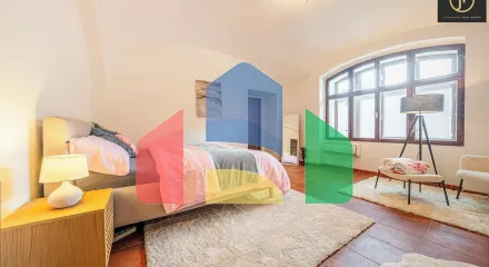 На продажу фермерские здания 300 m²