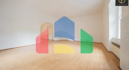 На продажу фермерские здания 300 m²