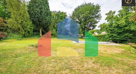 На продажу фермерские здания 300 m²