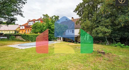 На продажу фермерские здания 300 m²