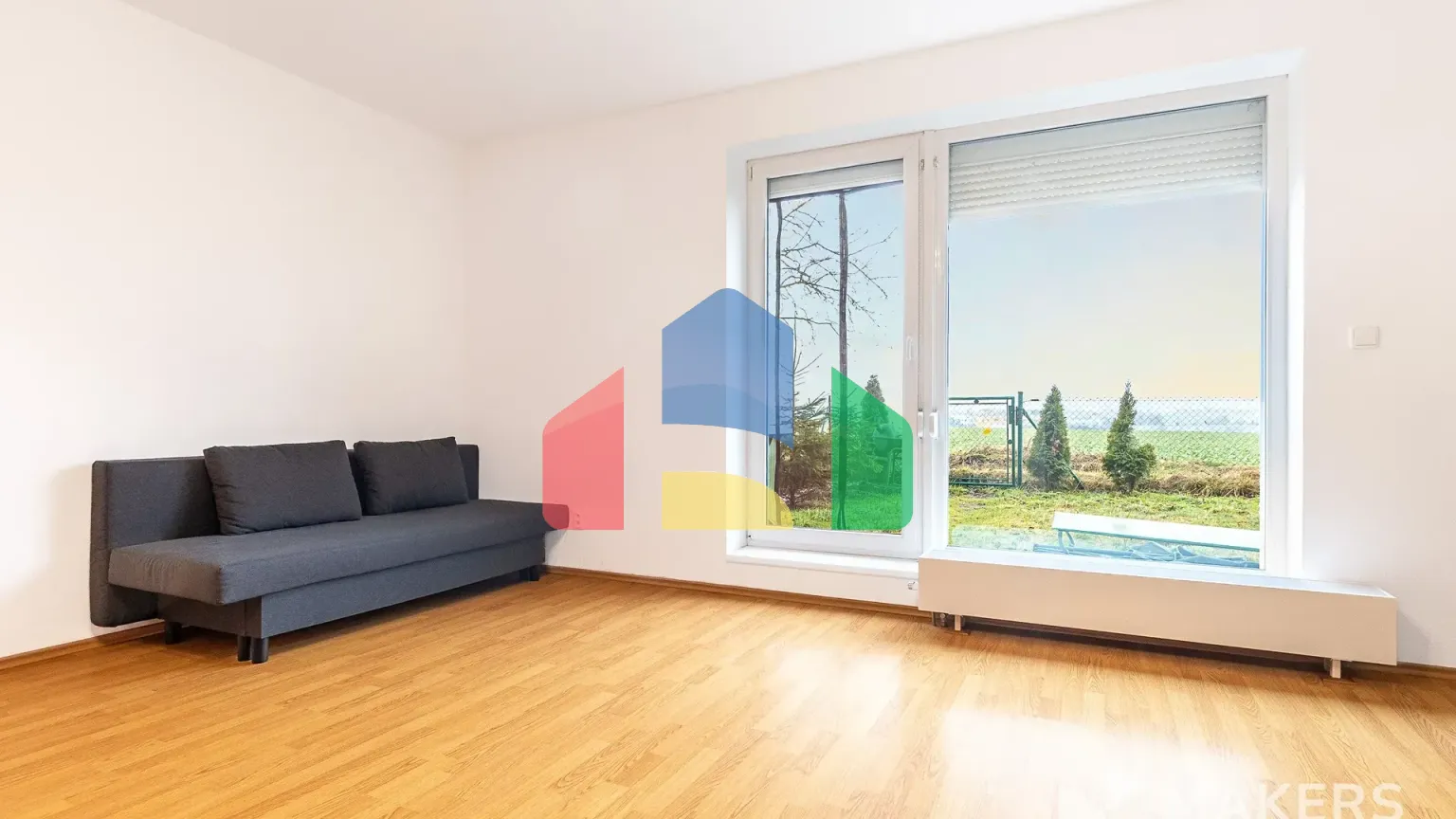 На продажу квартира 1-комн. студия 43 m²