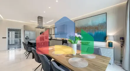 На продажу виллы 323 m², земельный участок 1077 m²