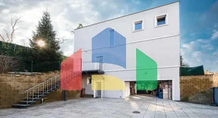 На продажу виллы 323 m², земельный участок 1077 m²