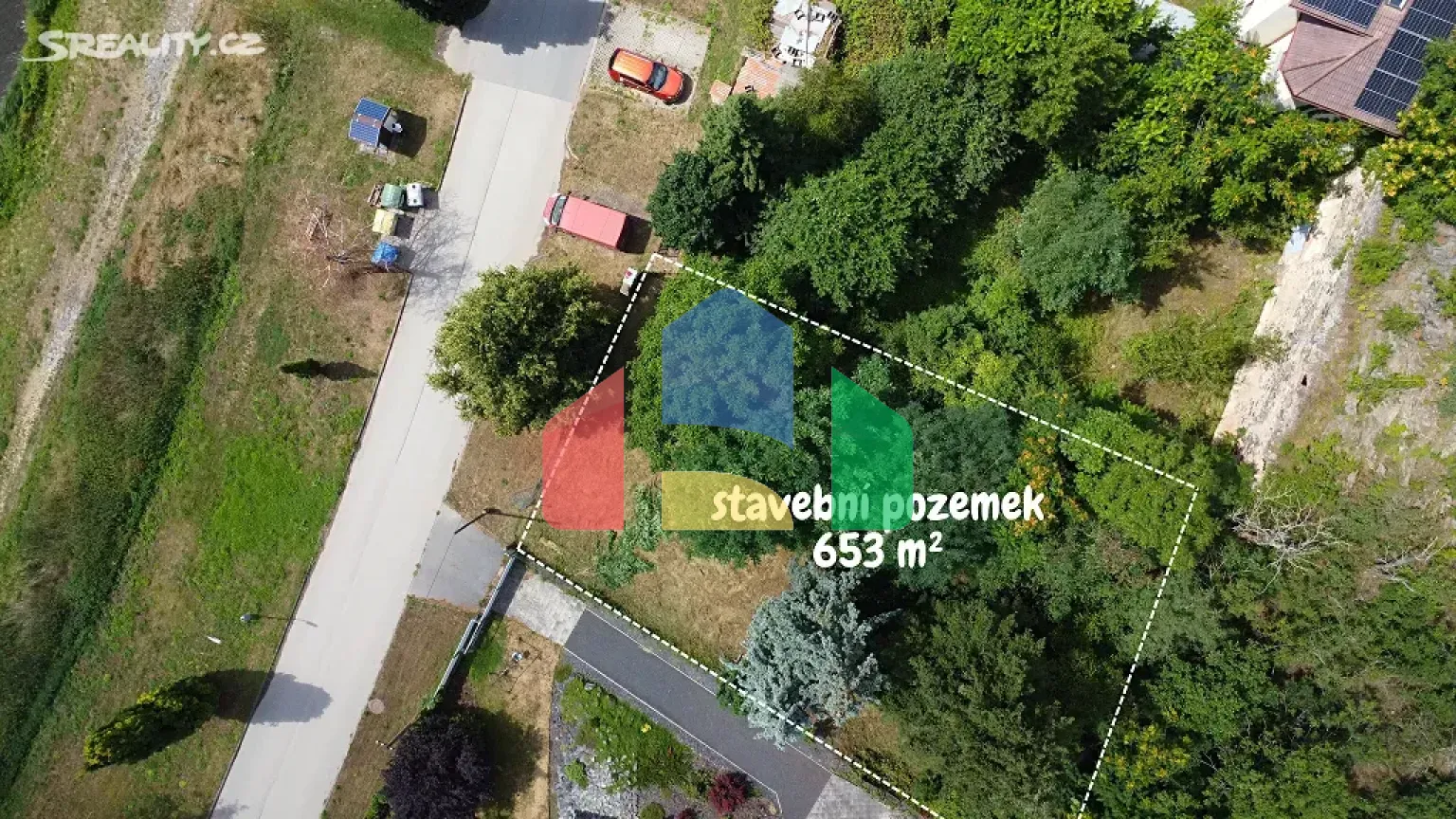 На продажу участки под строительство 653 m²