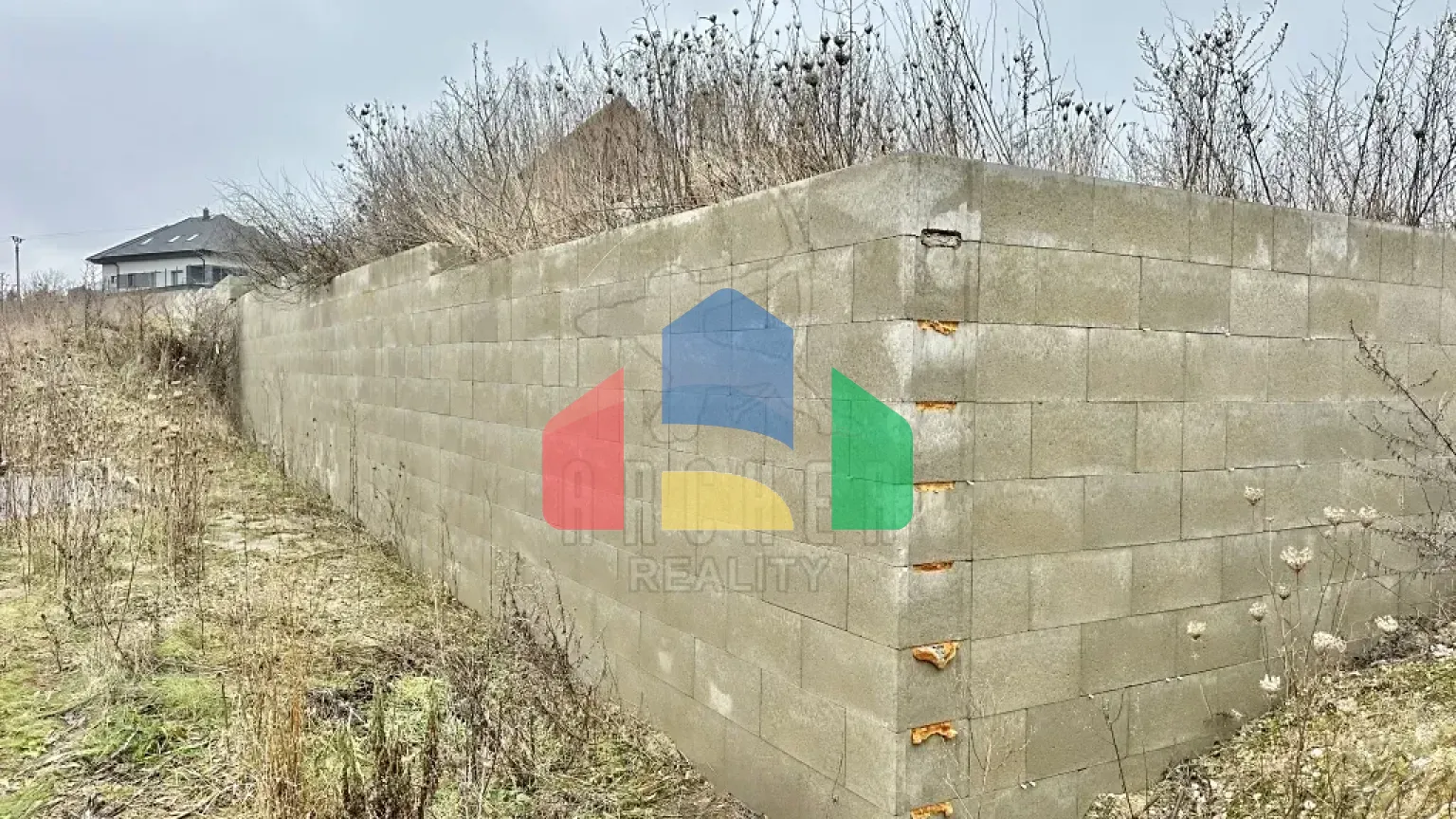 На продажу участки под строительство 922 m²