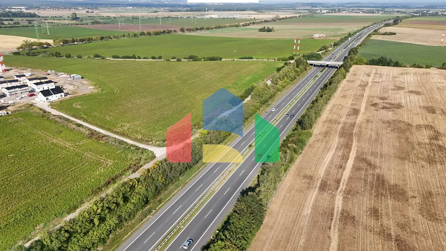 На продажу коммерческие участки 9021 m²