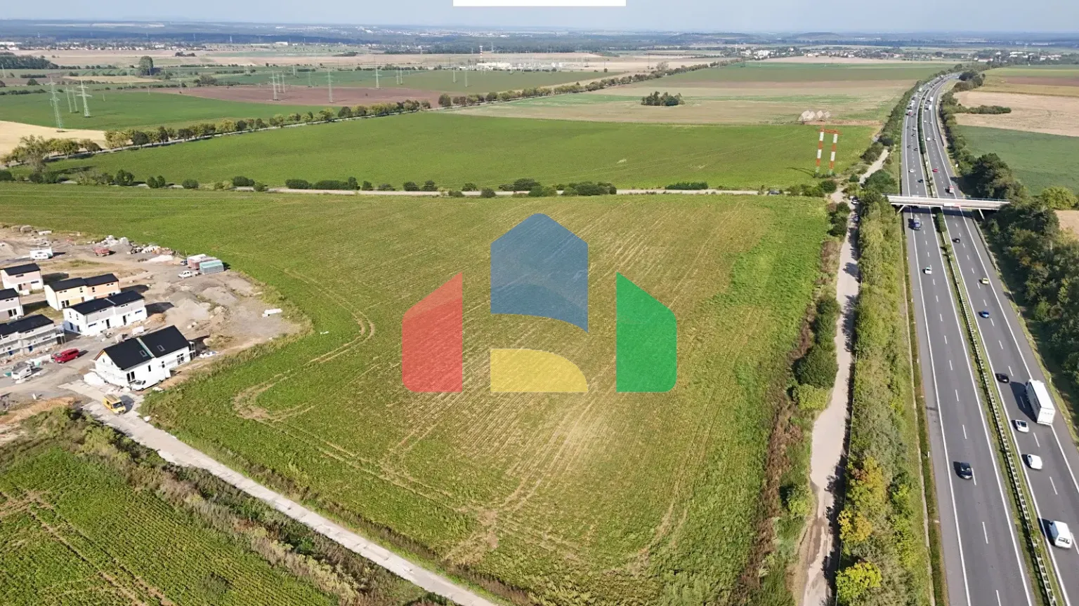 На продажу коммерческие участки 9021 m²