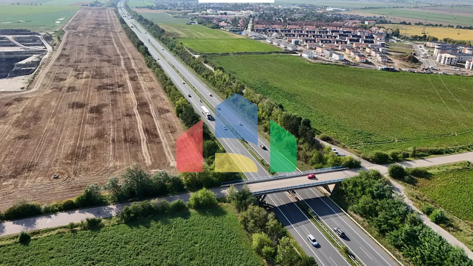 На продажу коммерческие участки 9021 m²